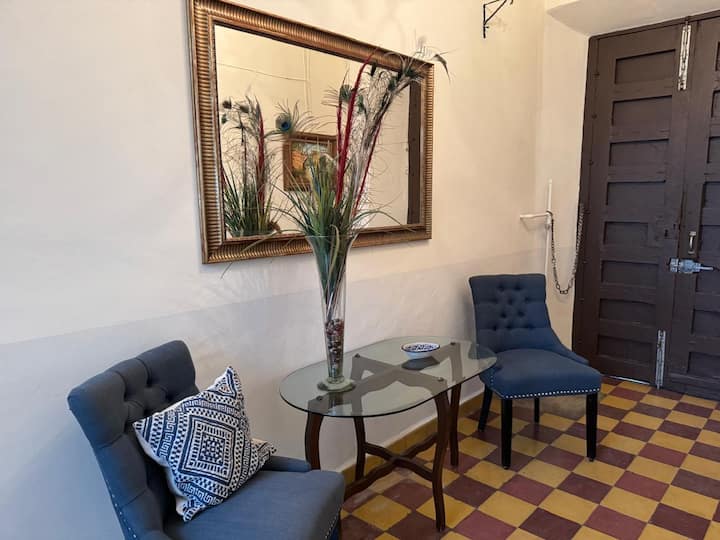 "En El Corazón De Lagos" 1 Planta+7 Huesp.+factura - Lagos de Moreno