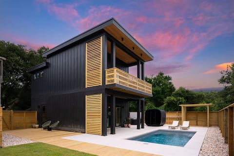 Cabana Capri | Heated Pool • Sauna • Hot Tub • Gym