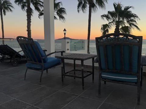 Popular Airbnb listing: Modern Beachfront Suite, Baja Mia #106 in Loreto