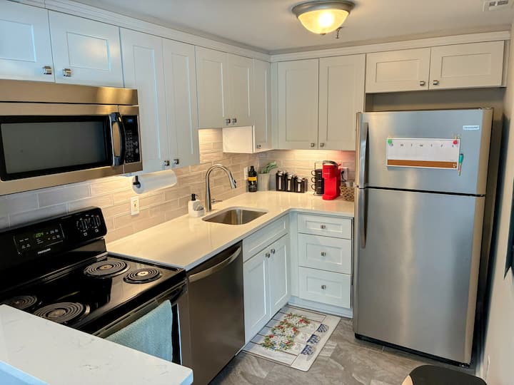 Cozy Corner Near Music Row - Condominiums for Rent in Nashville