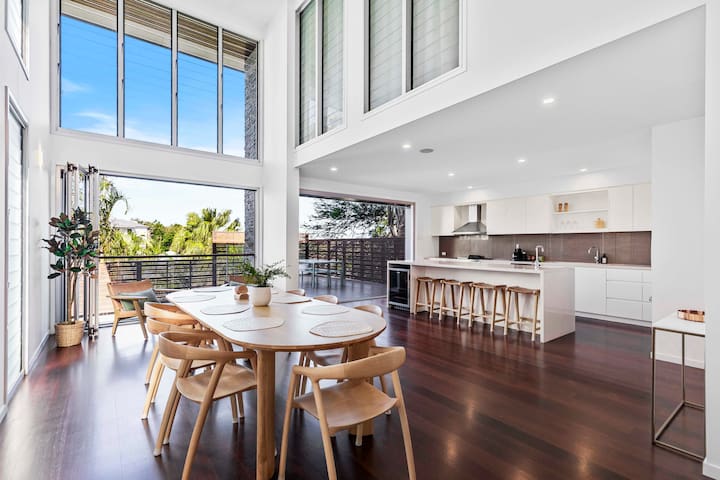 Paddington Gem close to Suncorp 3 bed 2 bath
