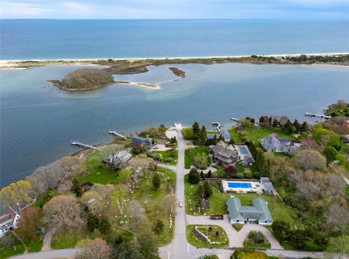 Shelter Harbor Coastal Retreat - Westerly, RI