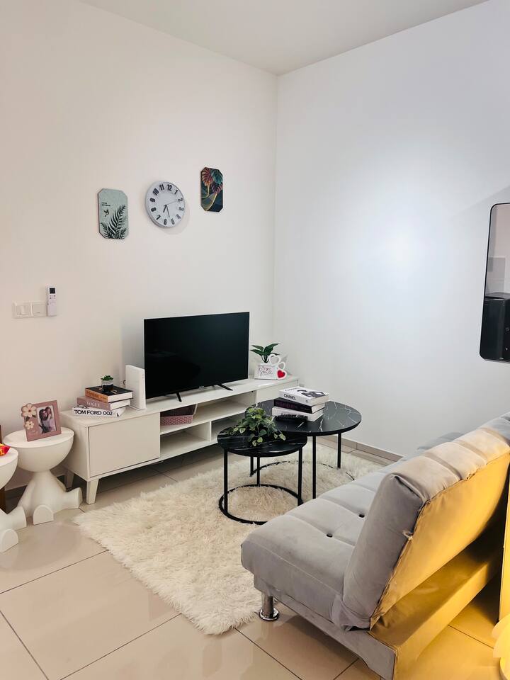 Equine Cozy Studio & Modern Facilities - Serdang