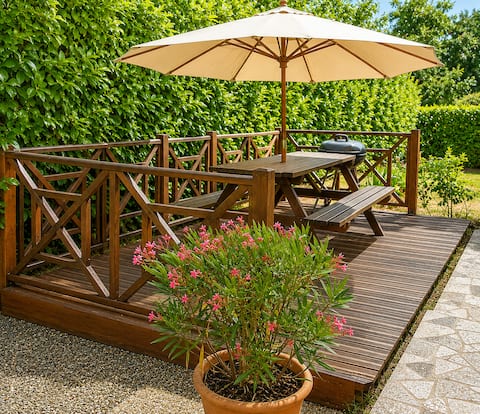 Vacation Home - With Hot Tub - 7 Guests