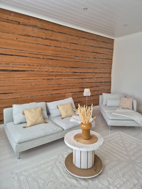 Popular Airbnb listing: Idyllic wooden house-two-room apartment in Pori
