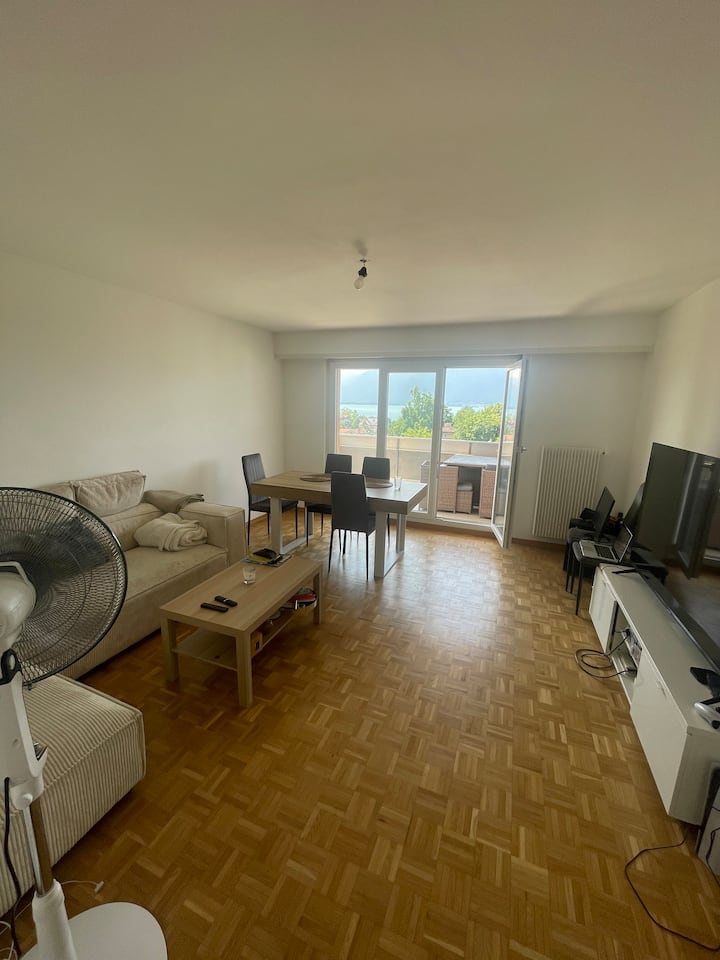 Charmant 2.5 Pièces Avec Balcon - Montreux