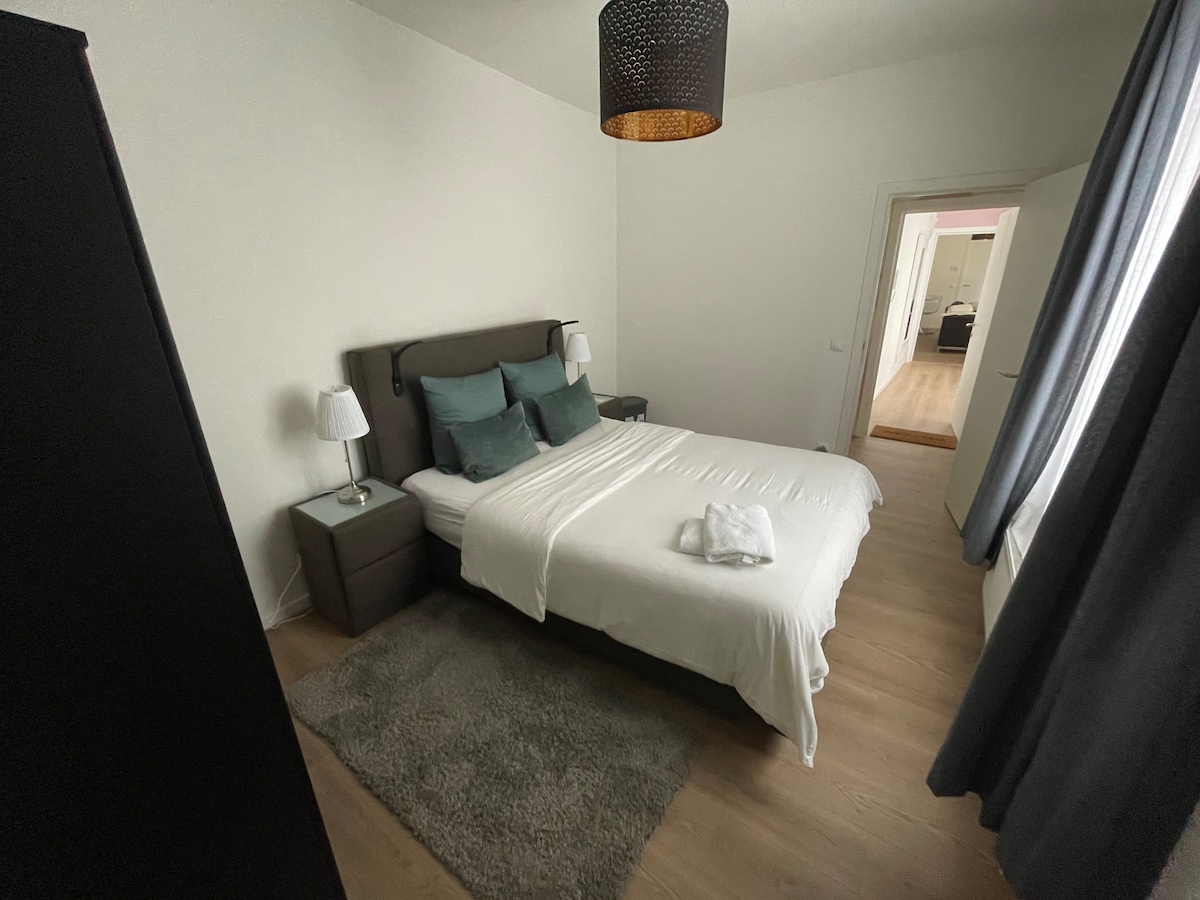 Serenade Suite - rustige privékamer met eigen badkamer centraal gelegen in Gent