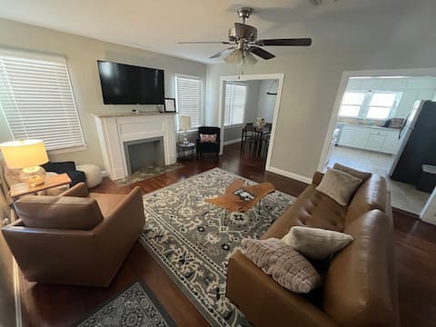 Successful Airbnb property: Mulberry Cottage - Your Cozy Home Away from Home in Texas Panhandle