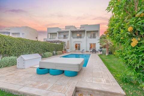 Joubal Seaview Villa Heated Pool & GYM El Gouna