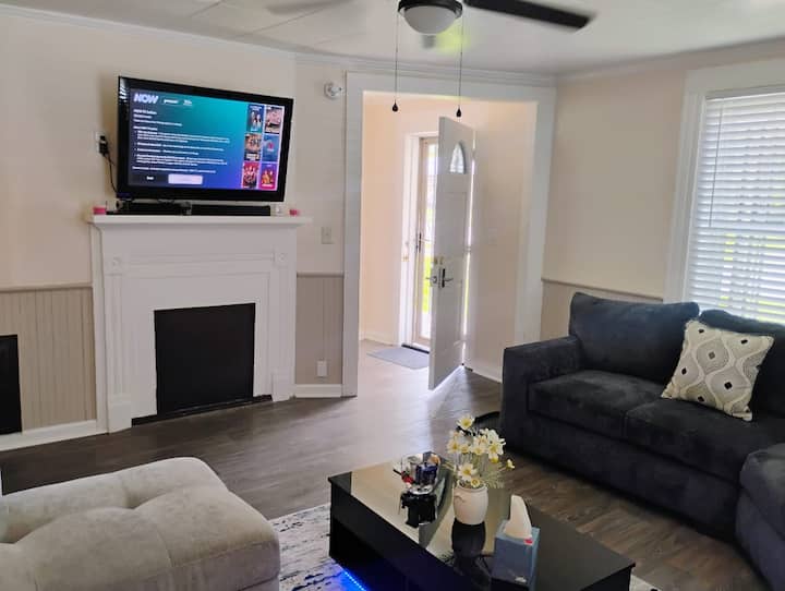 Cozy And Warm Retreat. - ダンビル, VA