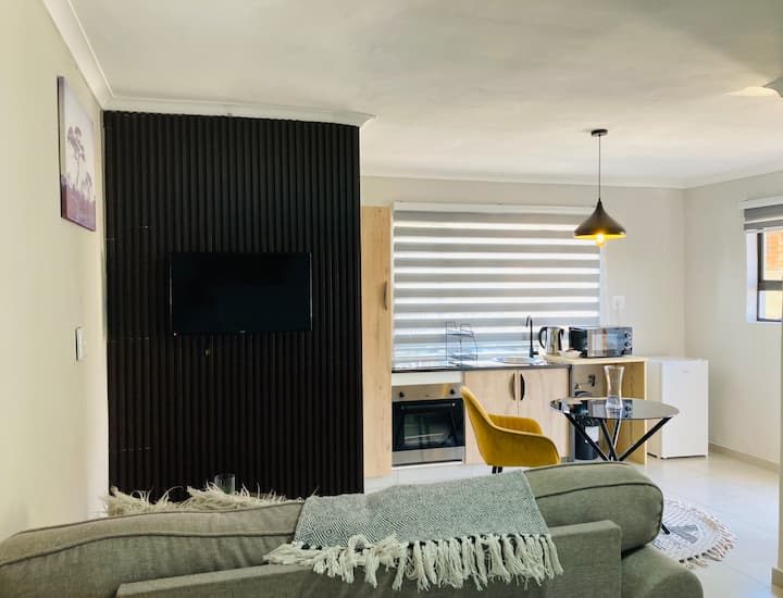 Peaceful Living Apartment - Edenvale