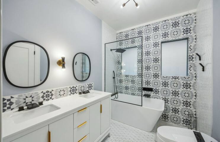 HOT! Boho Luxe Hideaway | Pool + Game Room + Gym gallery image 4