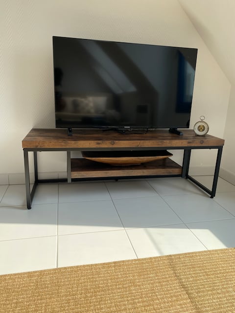Top Airbnb: Cozy apartment on the harbor in Combrit