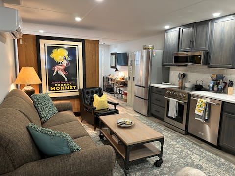 Top Airbnb: Cozy Guest House Near Park in Cambridge