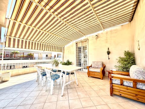 Penthouse near the beach !