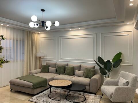 Top performing Airbnb: Beautiful 2-bedroom apartment with pool view in Lamharza Essahel