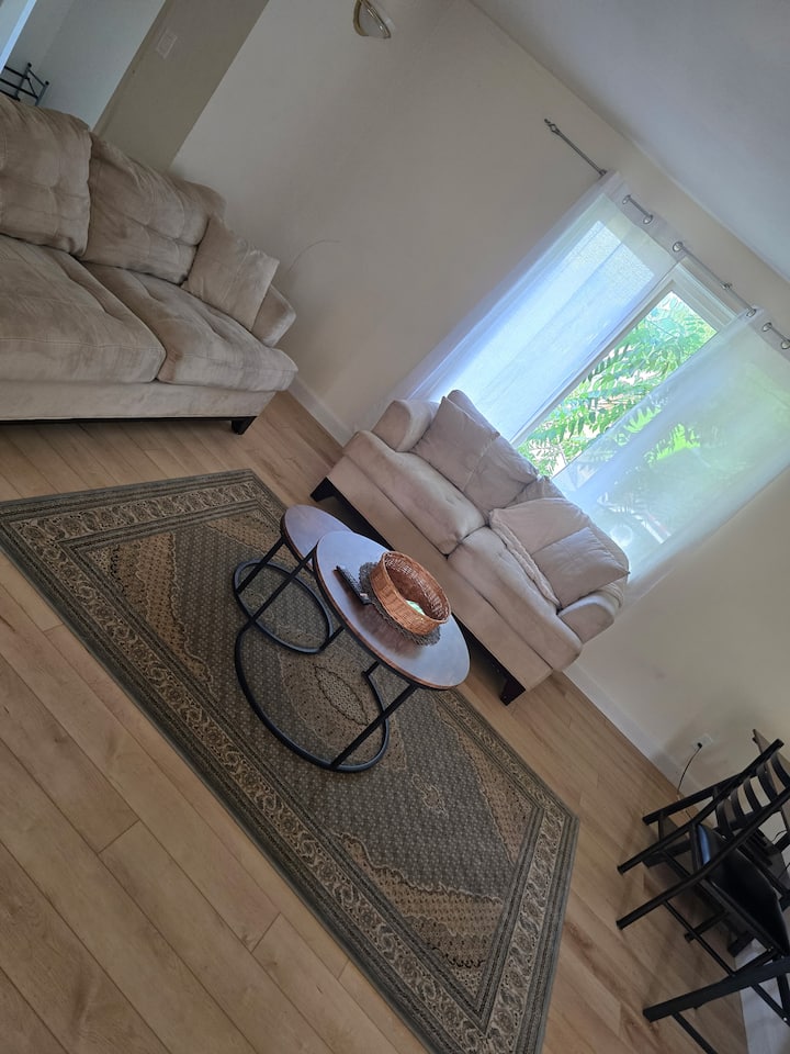 5bedroom Kingston Charming House - Kingston, Canada