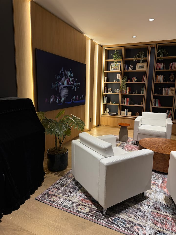 Luxury Retreat | Private Steam, Sauna & Cinema - Horseshoe Bay