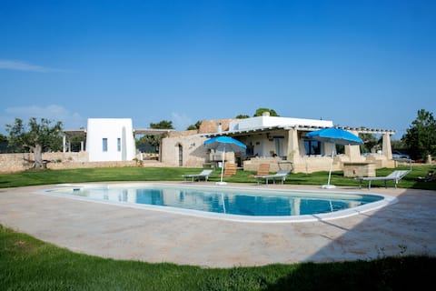 Independent Trullo Villa