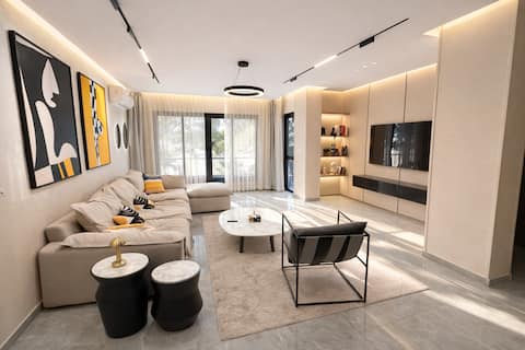 Elegant Modern Apt | Fast WiFi | Maadi Degla