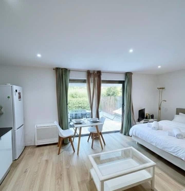 Boulouris, Proximité plage & terrasse