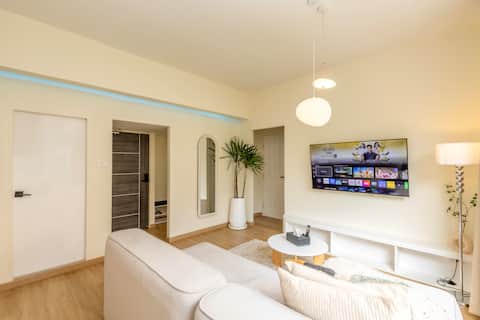 Private 2 bed for 3 to 4 guests + Terrace @Sathorn