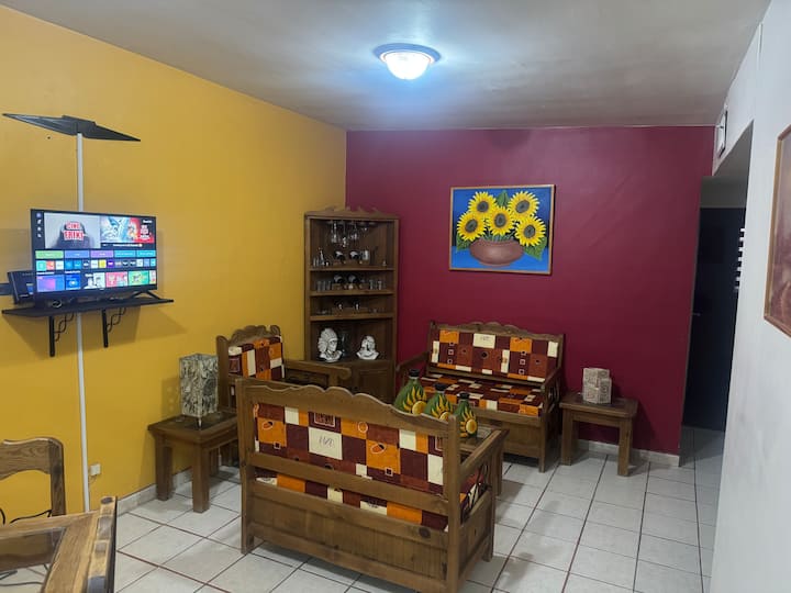 Casa En Fraccionamiento Privado Muy Seguro - Chihuahua