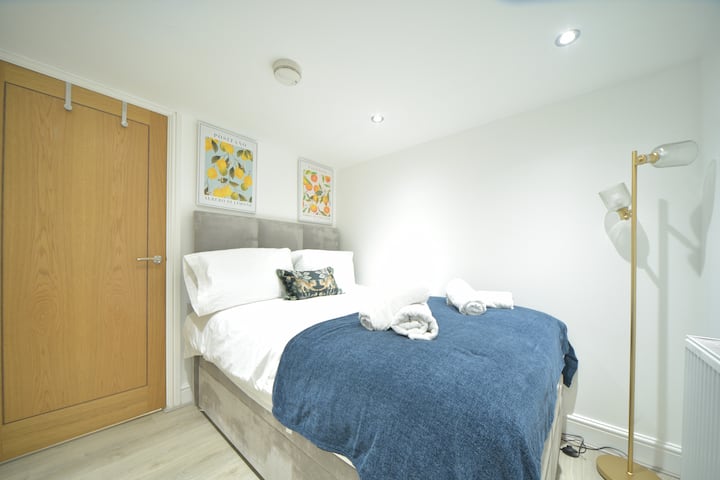 Stylish Central Bromley Stay | Long Term Guests - Bromley