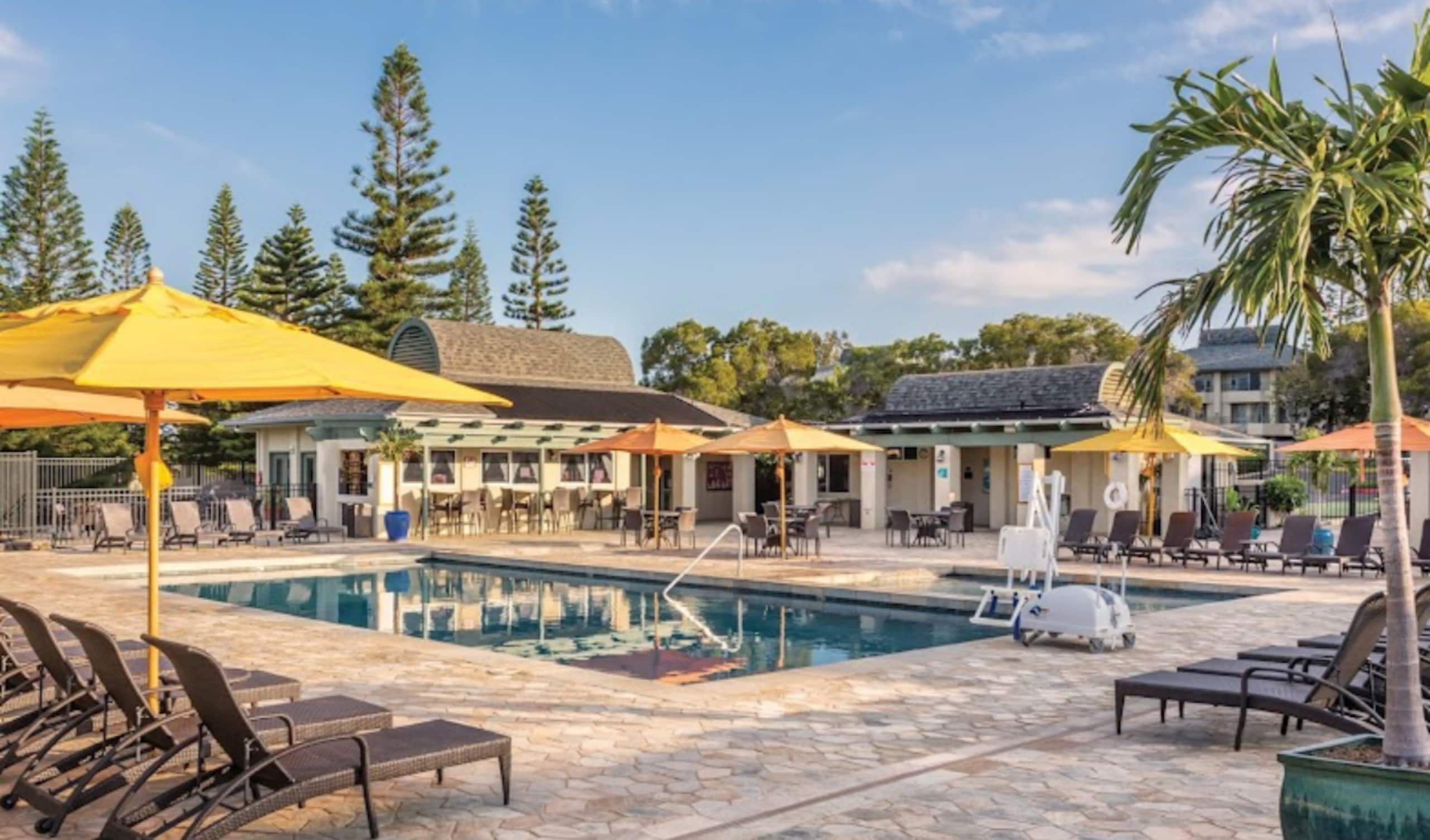 Garden condo, resort amenities! - Photo 24