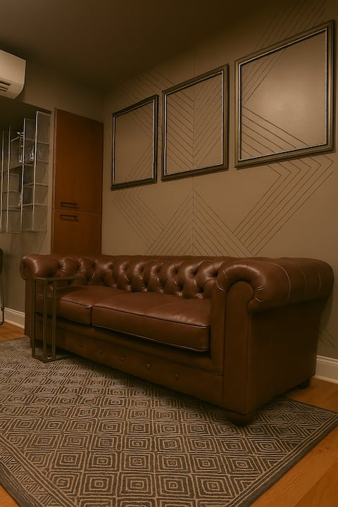 Popular Airbnb listing: Hotel Cognac | Moody Boutique Stay – Atlanta in Douglasville