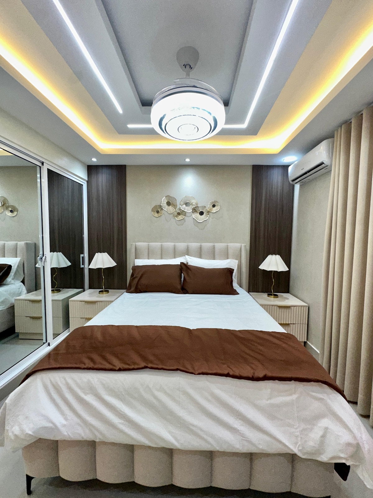 غرفة النوم 1