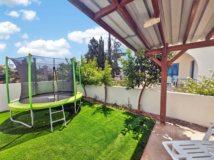 Iria Family Villa #5 Beach & Family Fun - Protaras