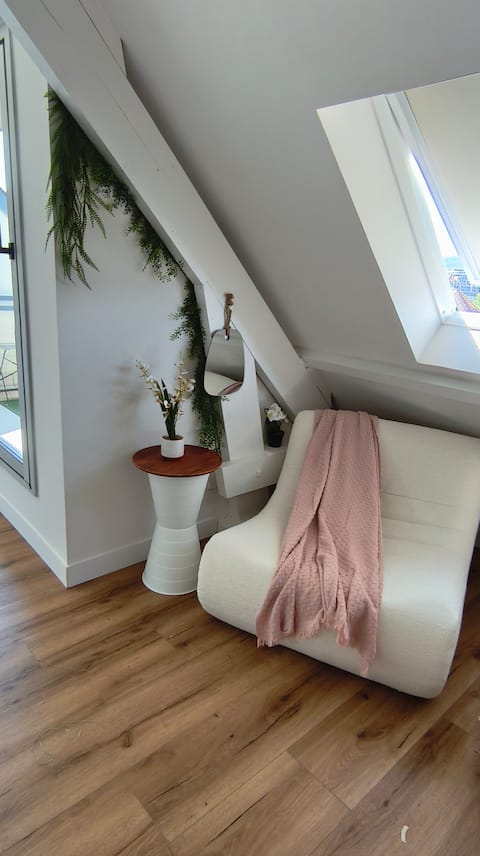 Successful Airbnb property: Walking distance in Houlgate