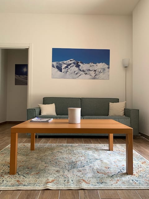 [Central accommodation, renovated] La Casa Rosa