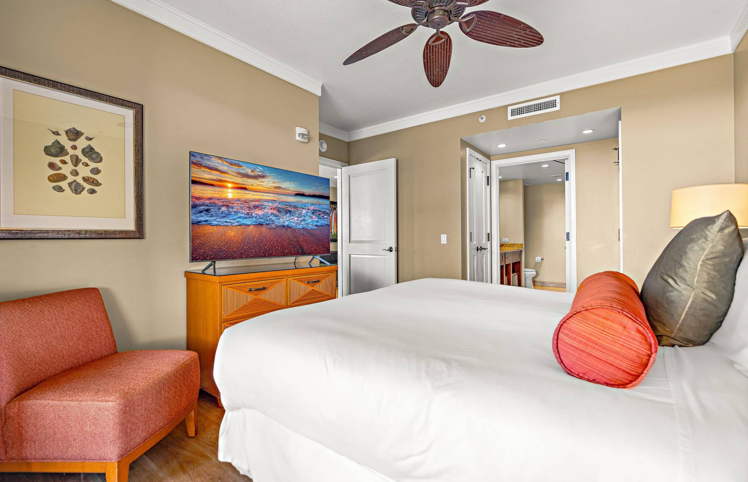 Condo in Lahaina · ★4.72 · 2 bedrooms · 3 beds · 2 baths - Image 20