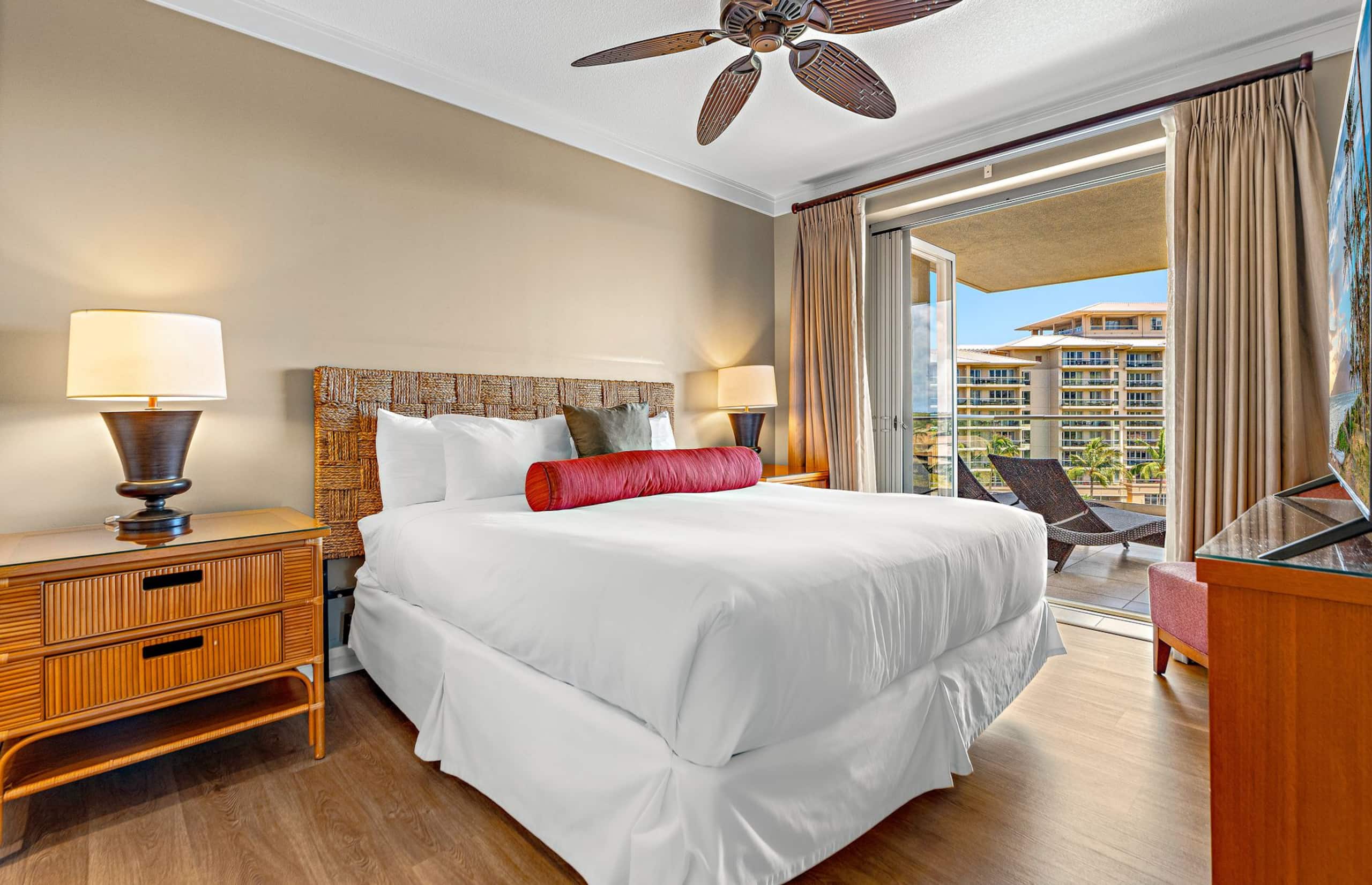 Condo in Lahaina · ★4.72 · 2 bedrooms · 3 beds · 2 baths - Image 18