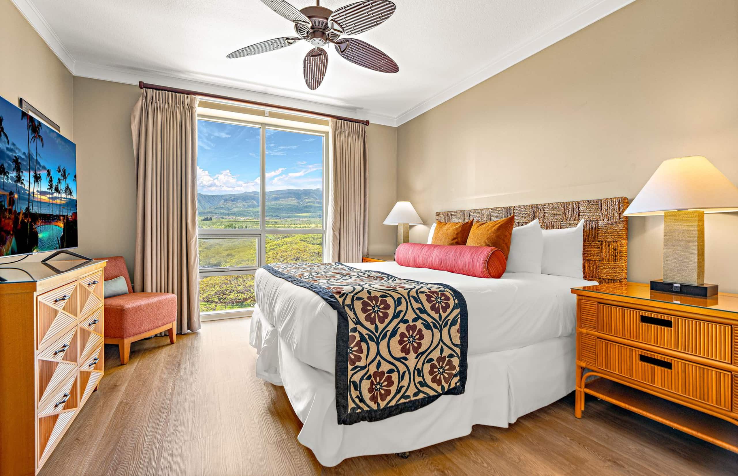 Condo in Lahaina · ★4.72 · 2 bedrooms · 3 beds · 2 baths - Image 23