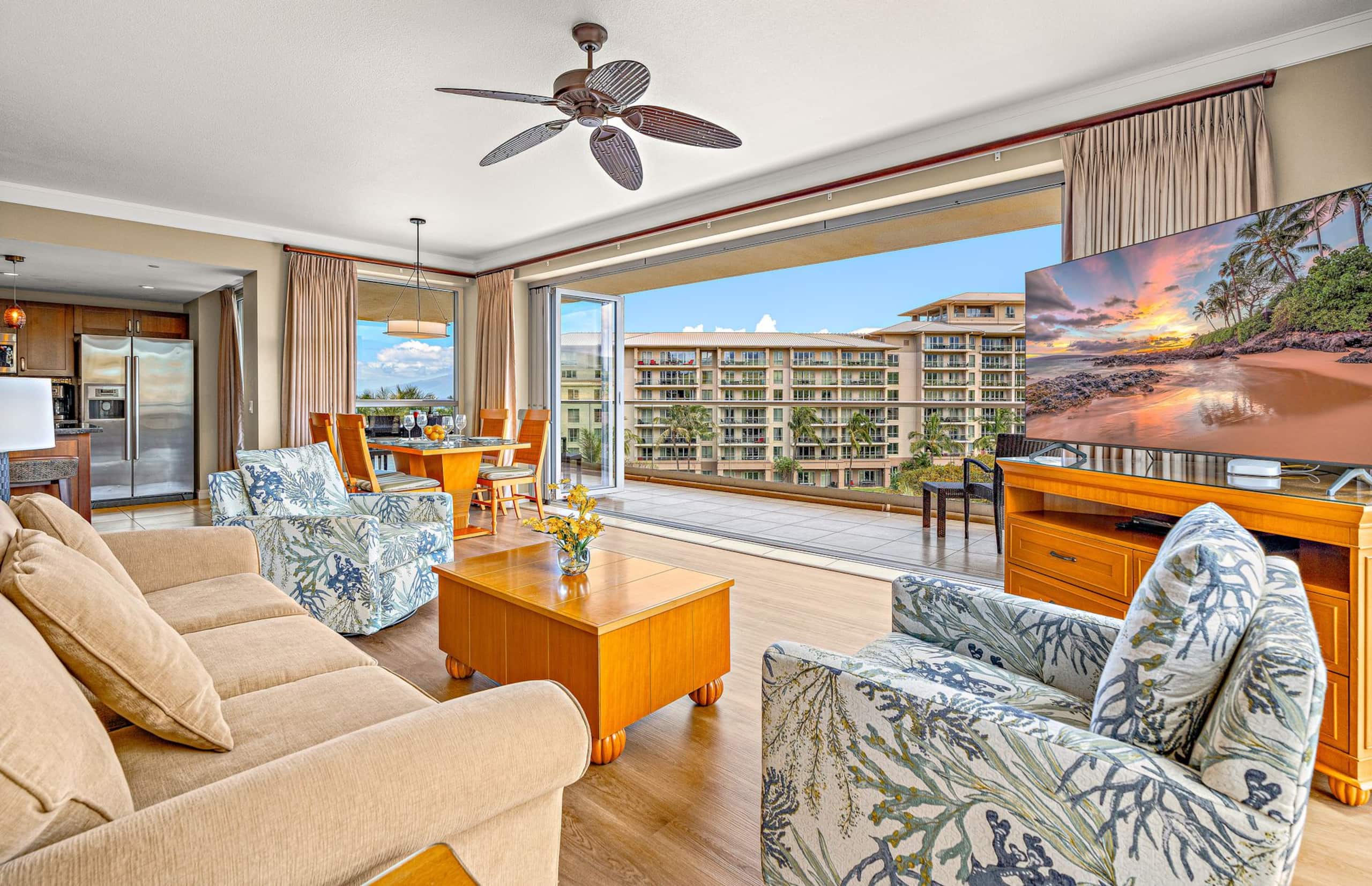 Condo in Lahaina · ★4.72 · 2 bedrooms · 3 beds · 2 baths - Image 7