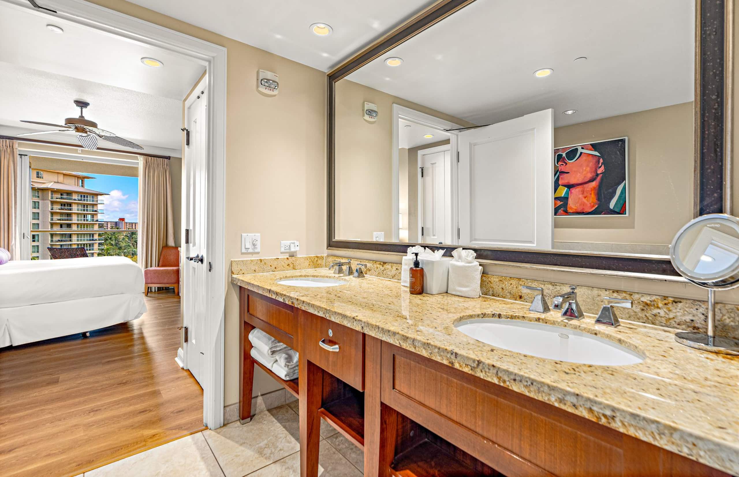 Condo in Lahaina · ★4.72 · 2 bedrooms · 3 beds · 2 baths - Image 21