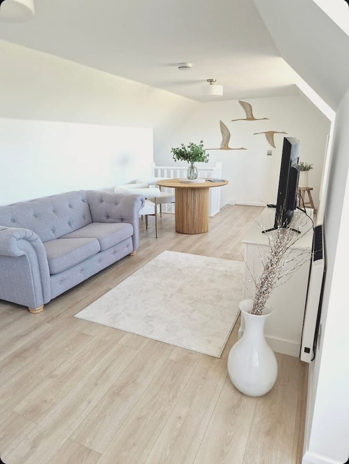 Detached Studio Within The Cotswold Lakes - Cirencester