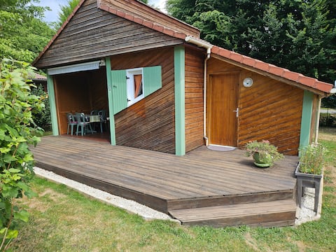 Fully equipped, air-conditioned chalet near a body of water