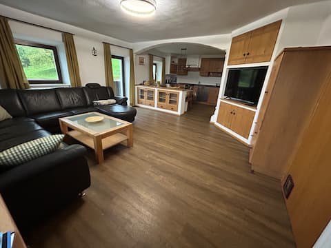 Leistungsstarkes Airbnb: Dreampanorama between Chiemsee and Salzburg in Traunstein