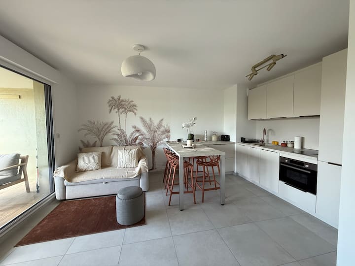 Appartement Luxueux • Piscine Rooftop • Vue Mer - Saint-Laurent-du-Var