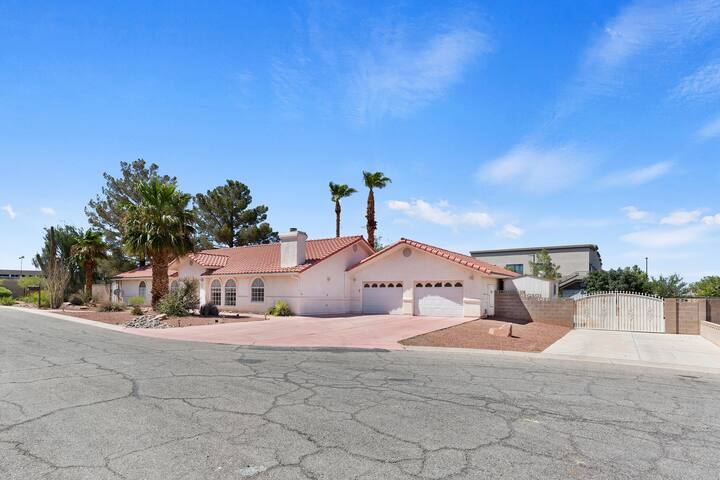 Vegas Vibe Home gallery image 2