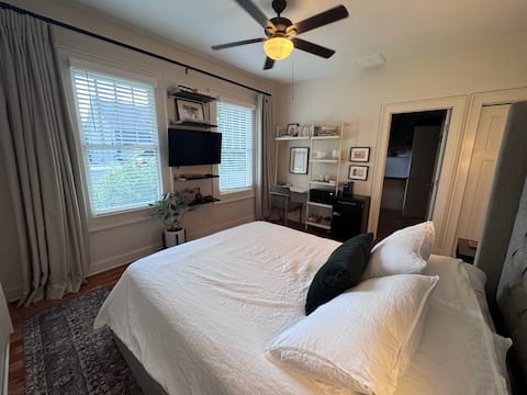 Top Airbnb: Garden Suite in Kirkwood
