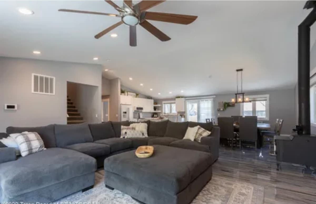 Popular Airbnb listing: Outdoor Play or Relax Paradise Incredible Mtn View in Wyoming