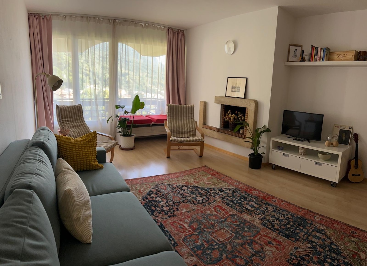 Top performing Airbnb: La maison du Dylan: swimming pool, lake & view in Lugano