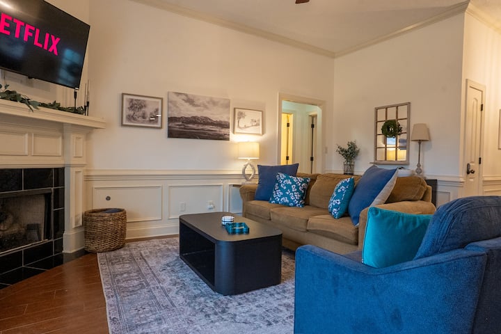 3br 2ba Cozy Home, Great Neighborhood, Fast Wifi - Jackson, TN