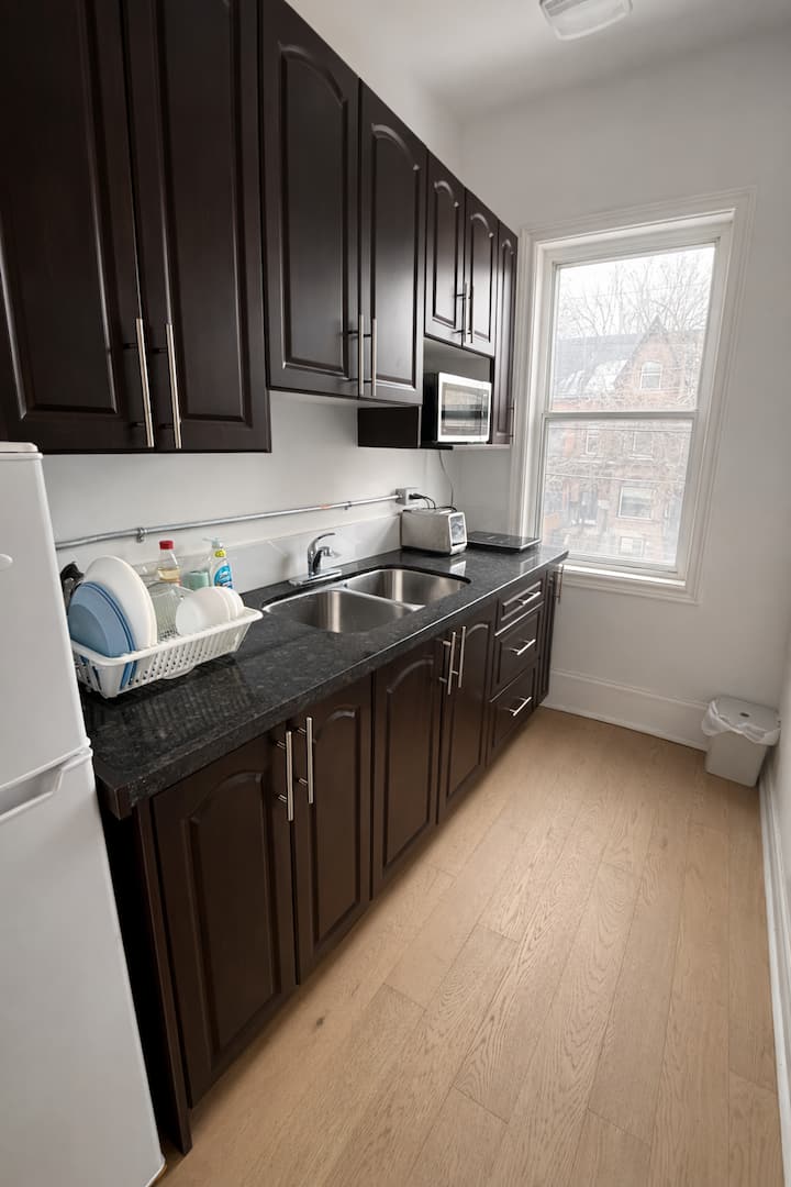 Sweet Escape| Ensuite Bath| 1 Min Ttc| Dt - Toronto