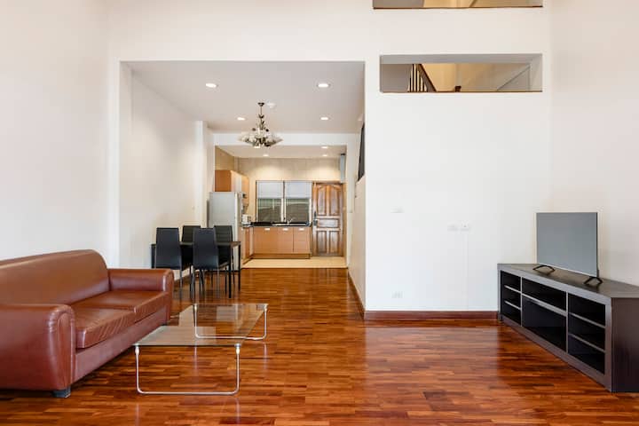 Townhouse Two-bedroomquiet Place In Bangkok, Nana - Bangkok